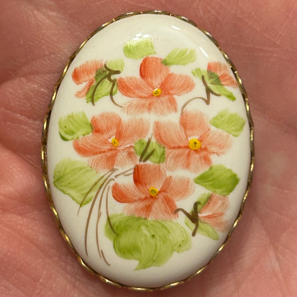 Vintage Hand Painted Floral Brooch Pin